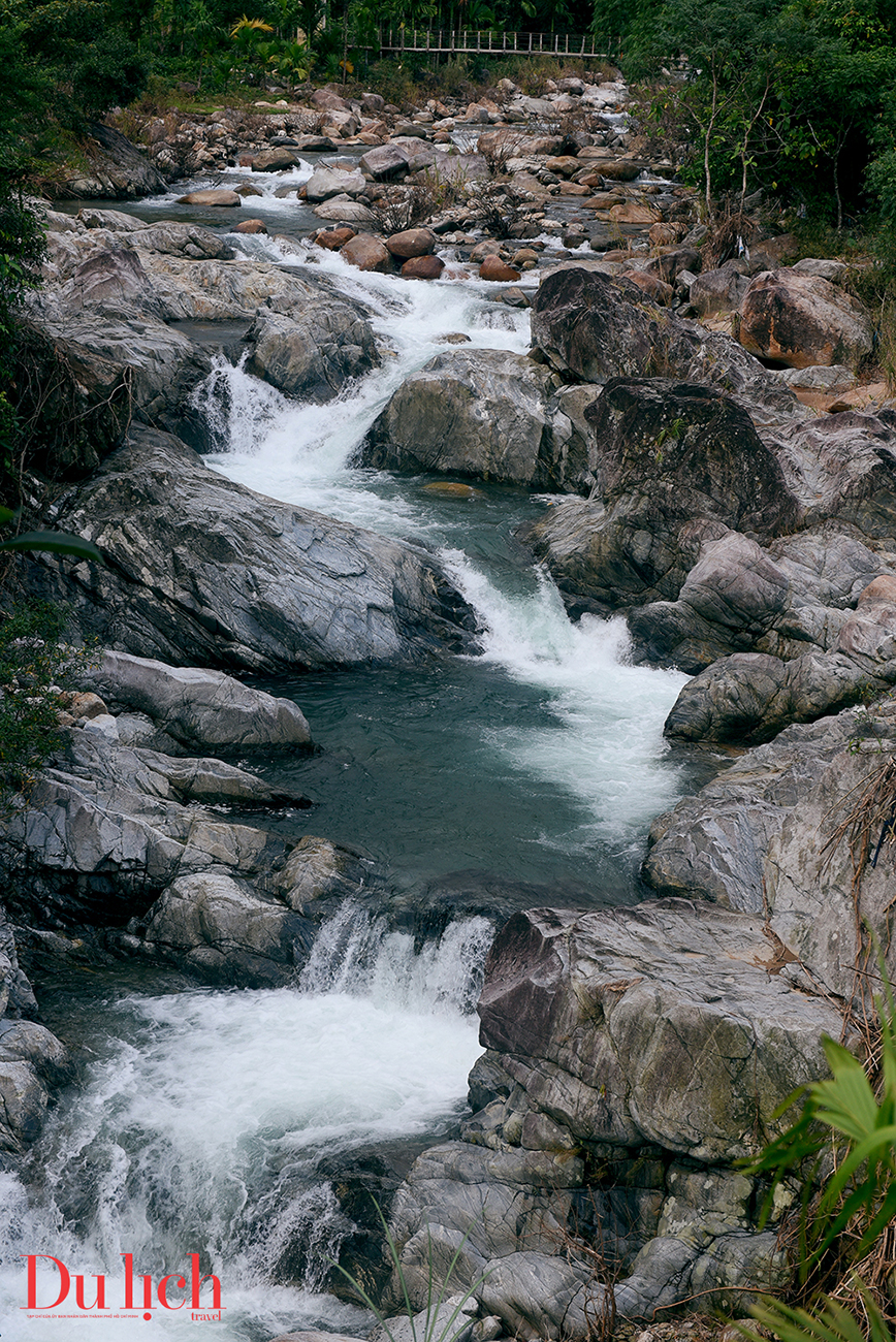 ve dep hoang so cua thac lua – dai lua trang giua dai ngan truong son - 6