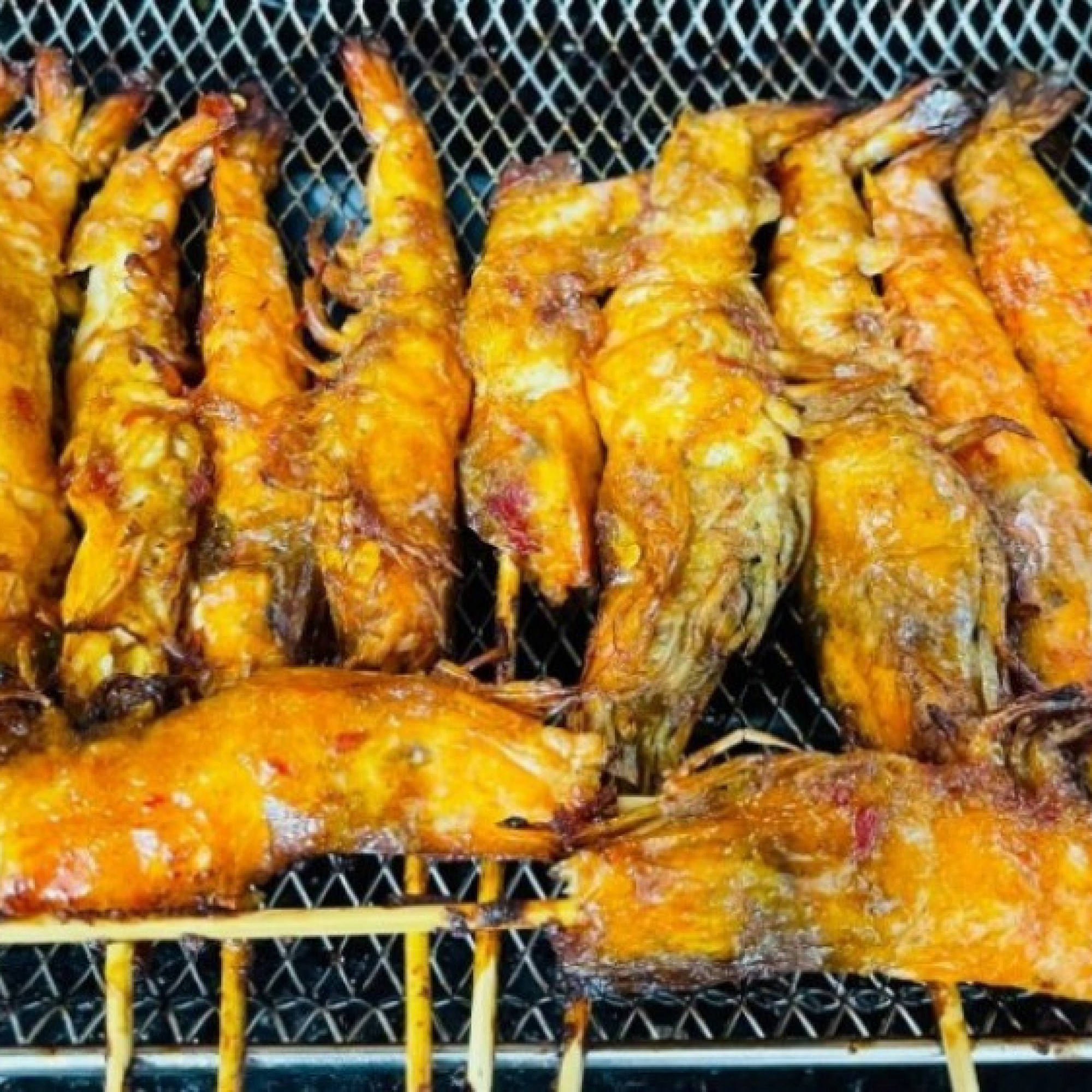  - Công thức tôm nướng muối ớt ngon bất bại, ăn cơm nhà hay đãi khách đều mê