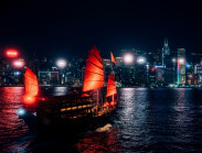 Khám phá Hương Cảng từ du thuyền và bàn tiệc