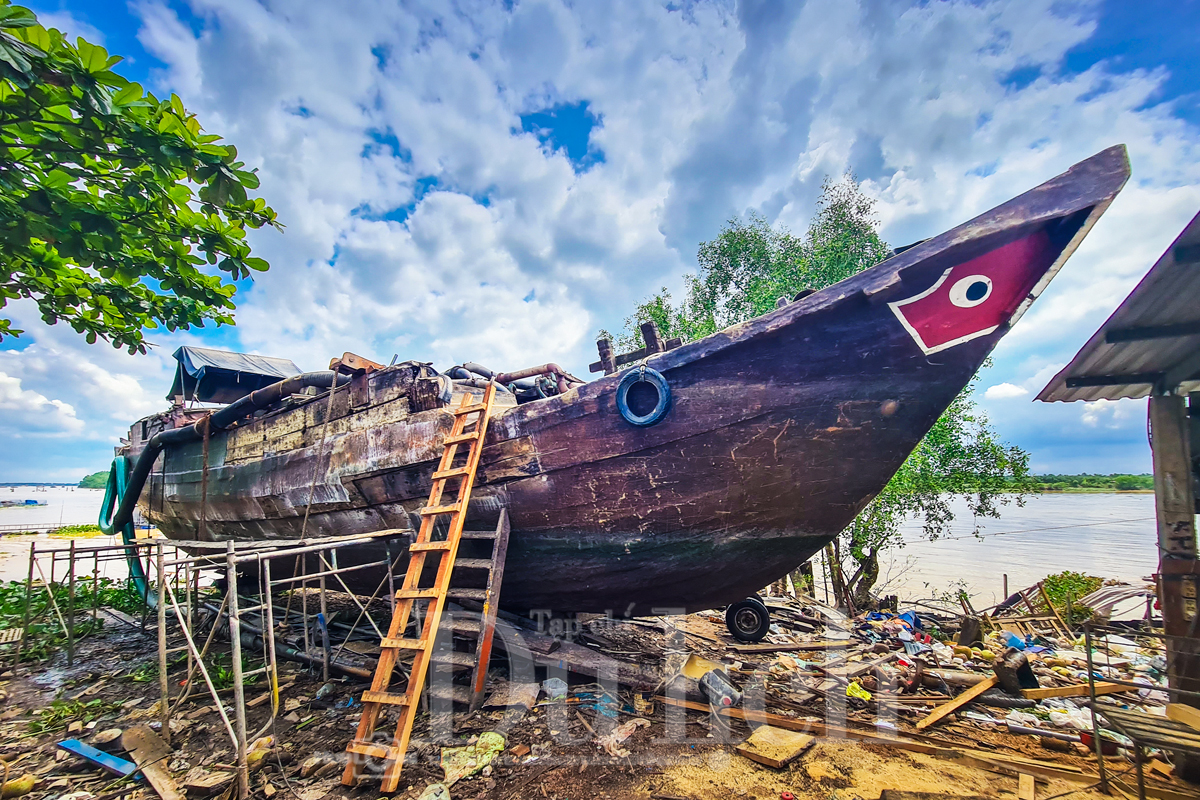Dọc ngang miền sông nước ghé thăm xưởng đóng thuyền bên cồn - 9