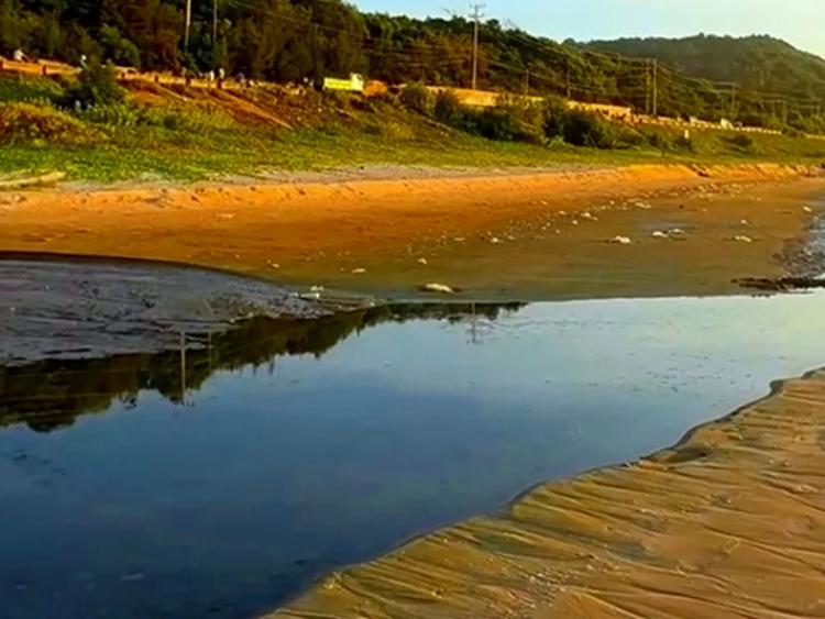 Xử phạt một khu du lịch ở Mũi Né do xả nước thải ra biển