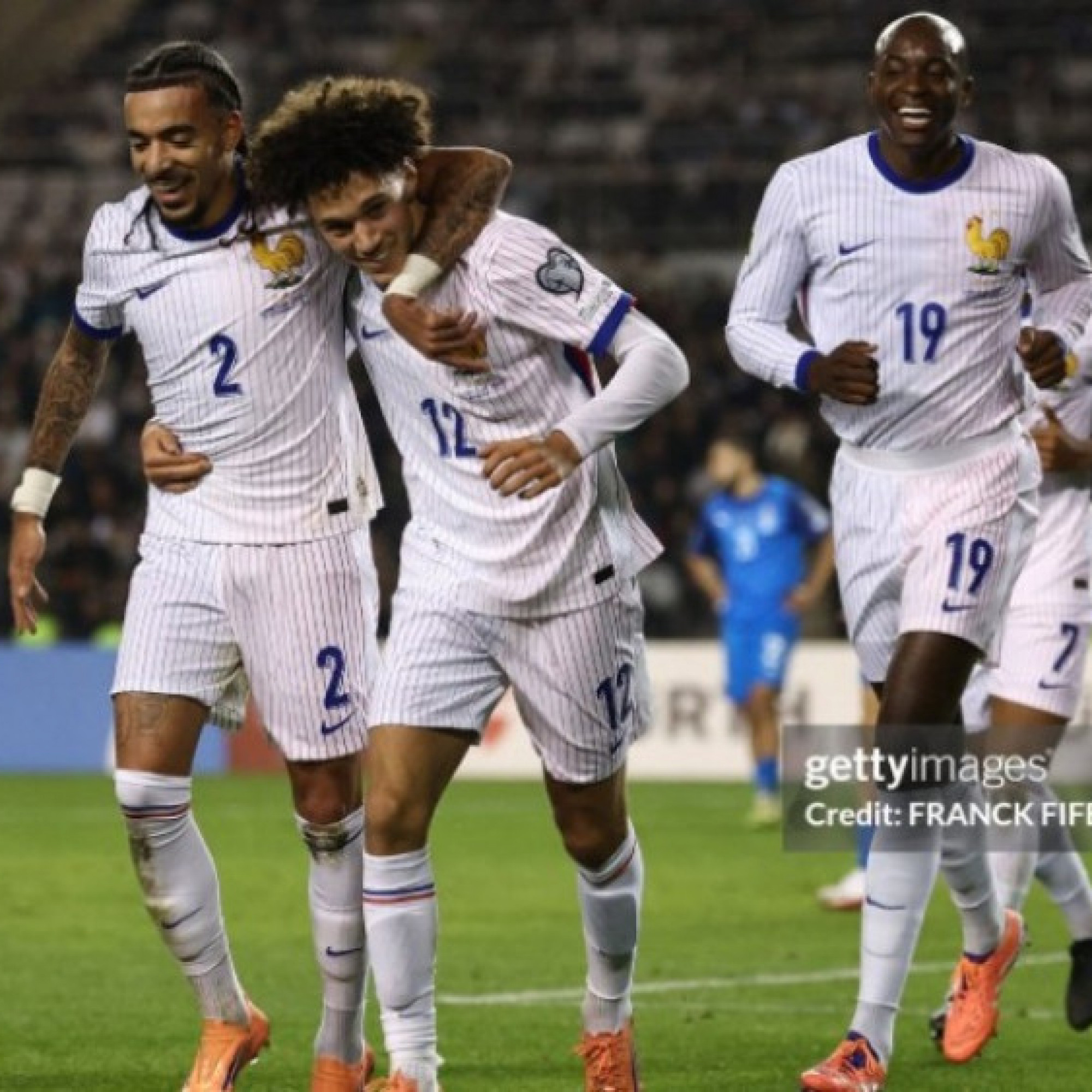  - Video bóng đá Azerbaijan - Pháp: Ngược dòng ngay trong hiệp một (Vòng loại World Cup)