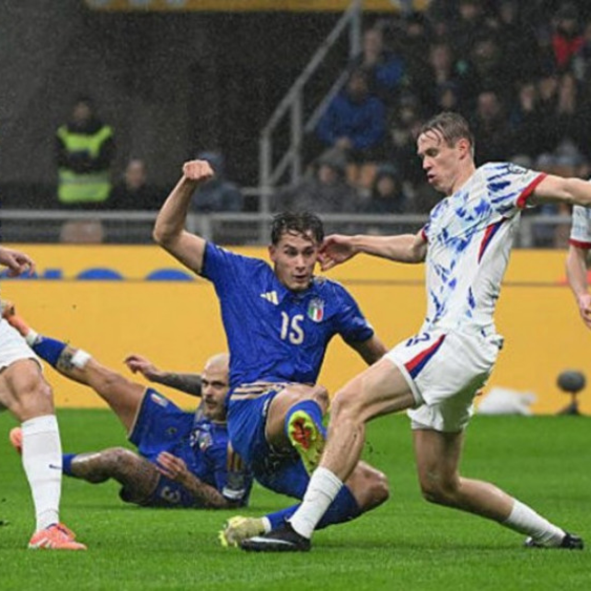  - Video bóng đá Italia - Na Uy: Phục hận cũng không nổi (Vòng loại World Cup)