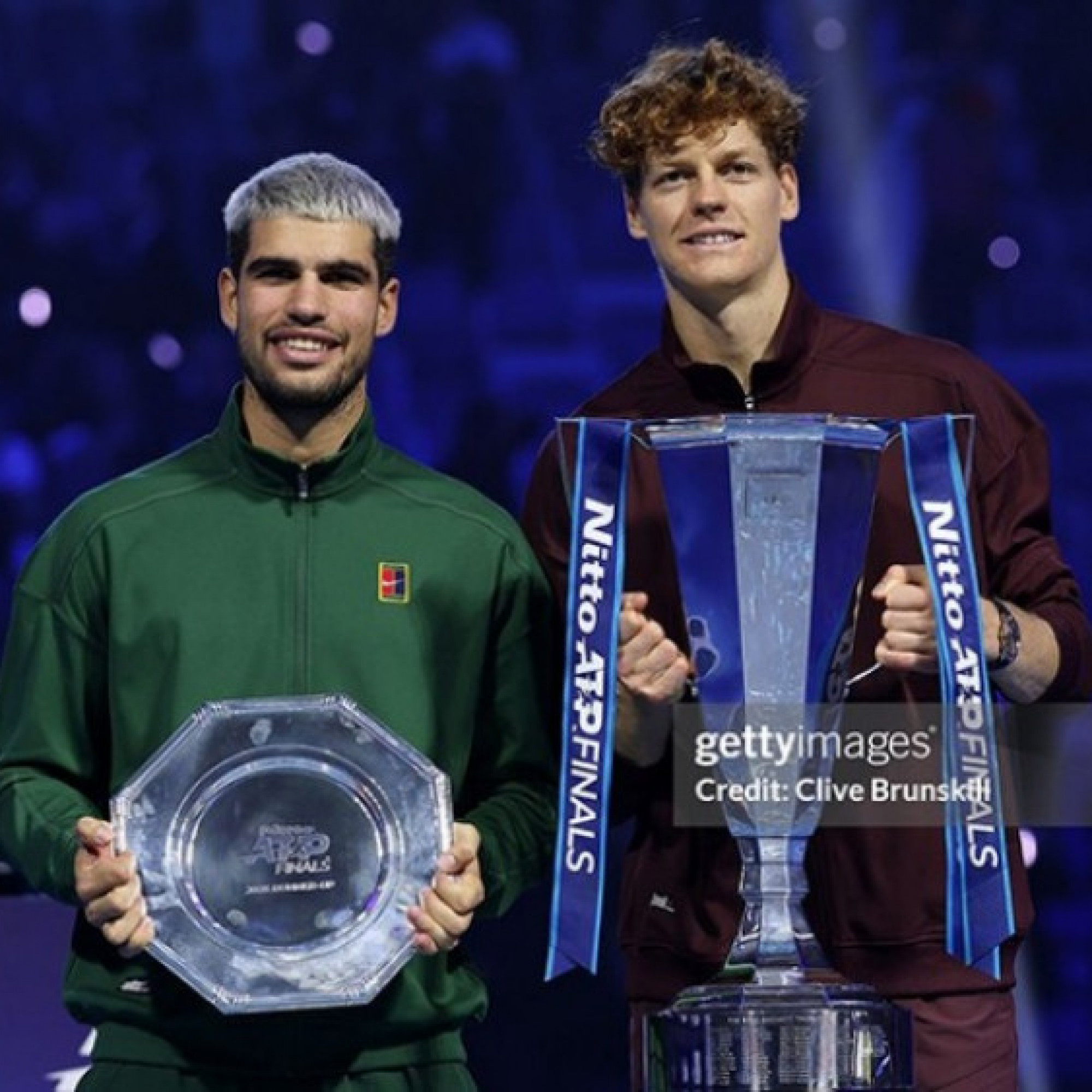  - Sinner lập kỷ lục tiền thưởng cá nhân, Alcaraz chấn thương khiến fan lo lắng