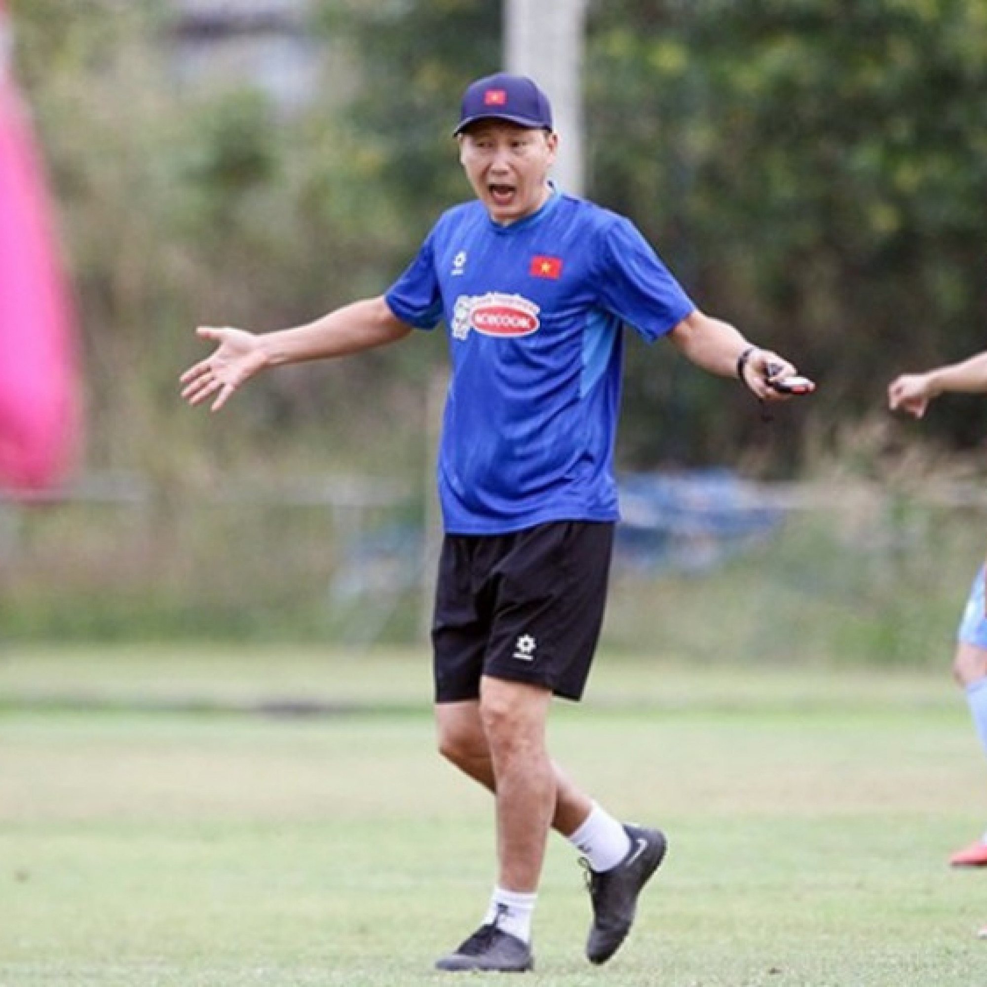  - Hai Long bật mí ĐT Việt Nam sẽ mang đến bất ngờ ở trận gặp Lào