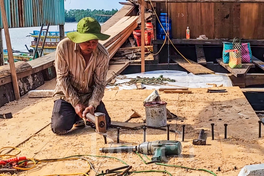 Dọc ngang miền sông nước ghé thăm xưởng đóng thuyền bên cồn - 14