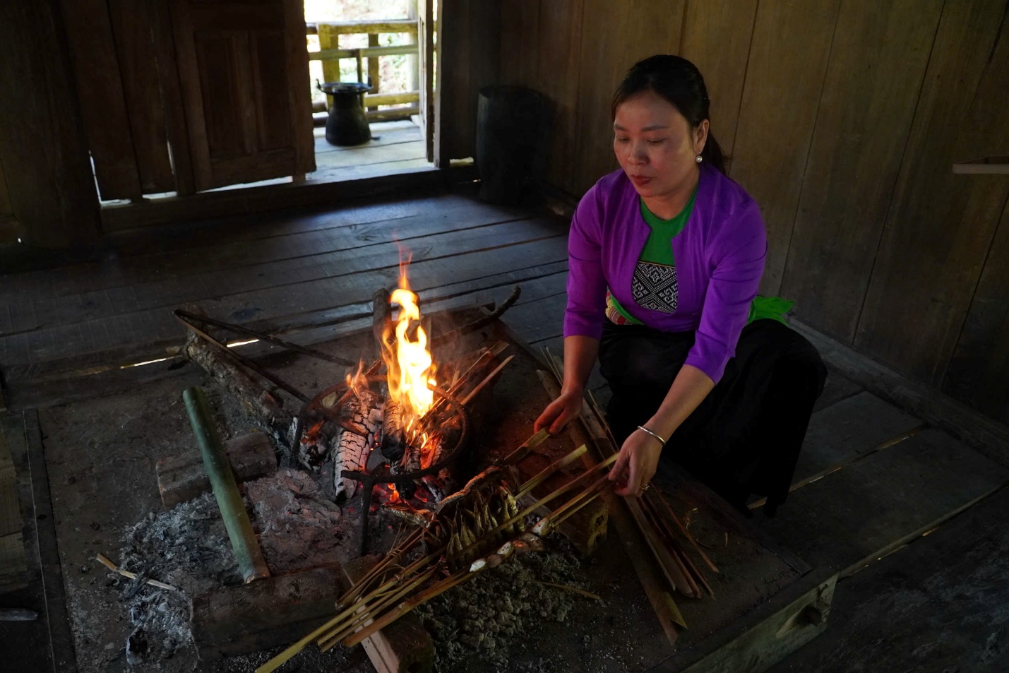 Những người giữ lửa cho ẩm thực Mường - 5