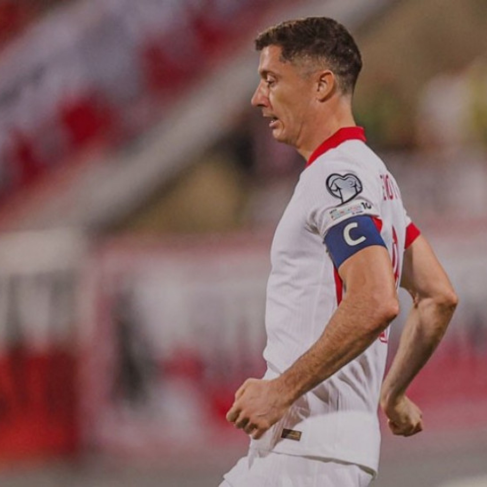  - Video bóng đá Malta - Ba Lan: 5 bàn rượt đuổi nghẹt thở (Vòng loại World Cup)