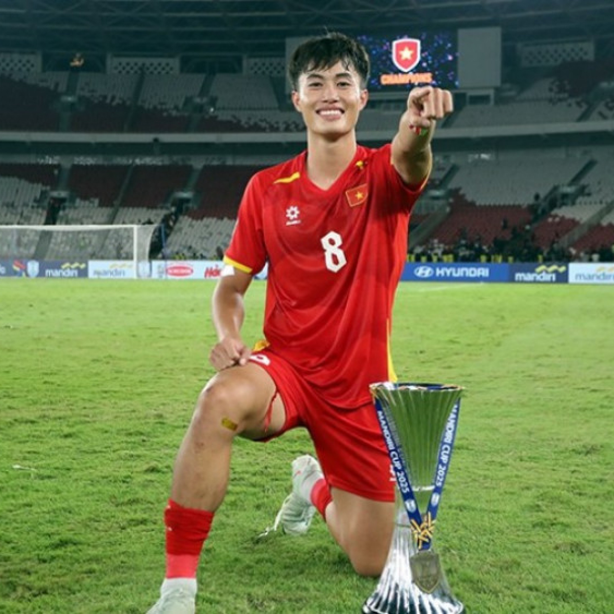  - Thủ quân U22 Việt Nam nhập viện khẩn trước thềm SEA Games 33