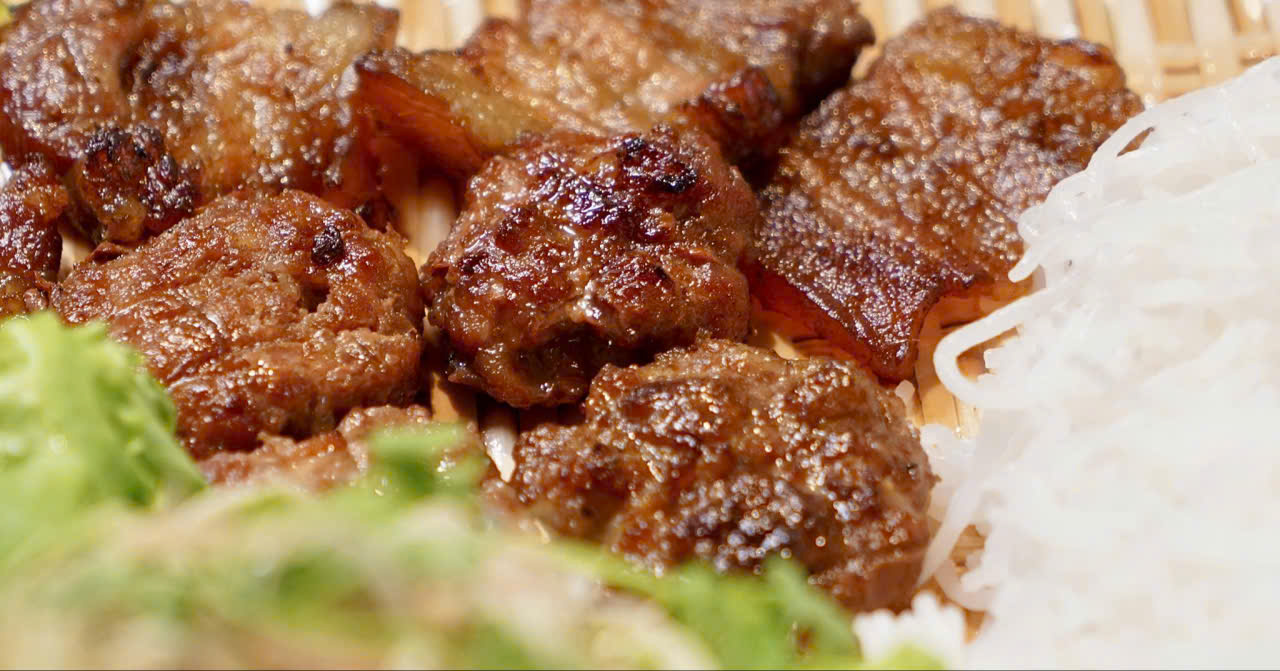 Từ 'Hộ chiếu Ẩm thực Đà Nẵng' đến quán ăn được Liên hoan phim châu Á lựa chọn - 4