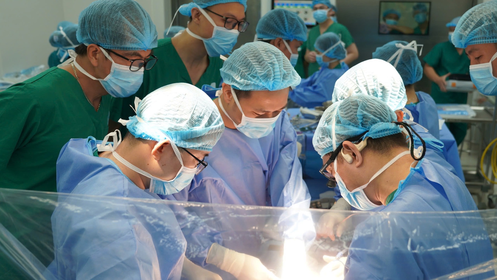 PGS.TS.TTND Nguyễn Hồng Sơn: 'Tượng đài tưởng niệm các nạn nhân COVID-19 không chỉ là công viên' - 2