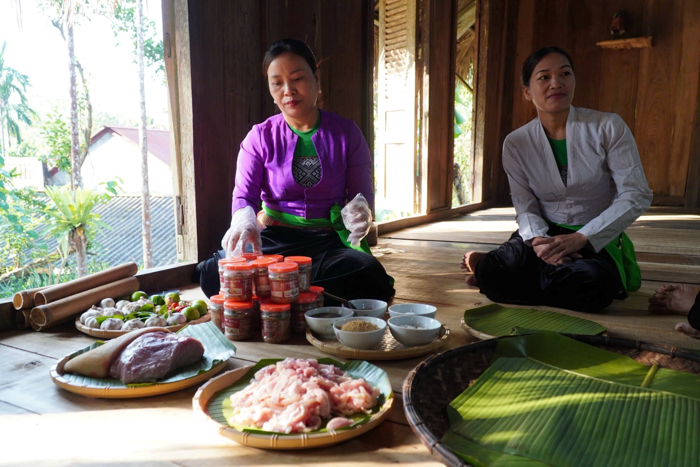 den kha cuu “cham” vao tung my thuc - 4