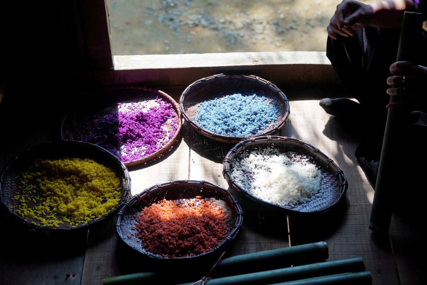 den kha cuu “cham” vao tung my thuc - 10