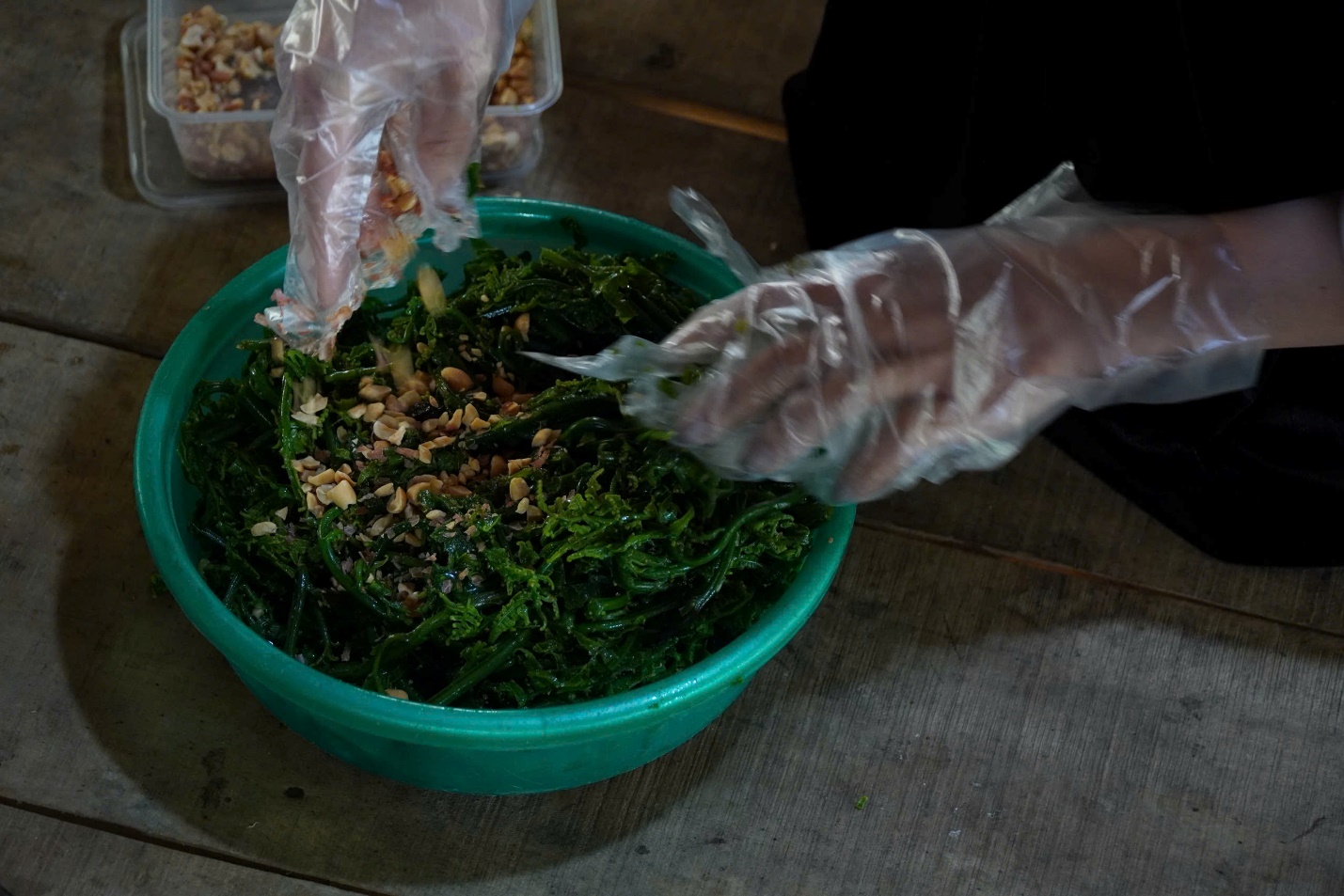 den kha cuu “cham” vao tung my thuc - 19