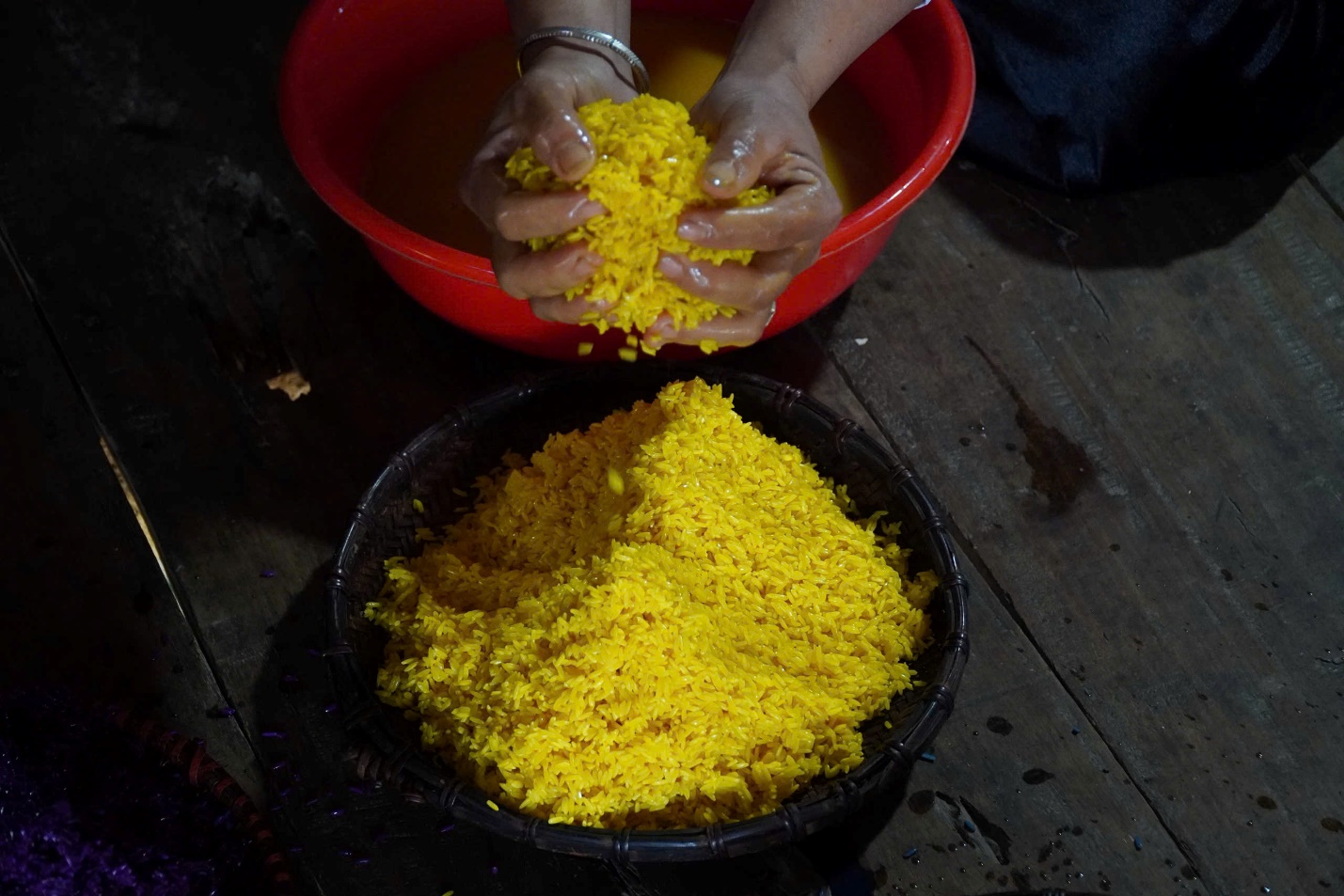 den kha cuu “cham” vao tung my thuc - 11