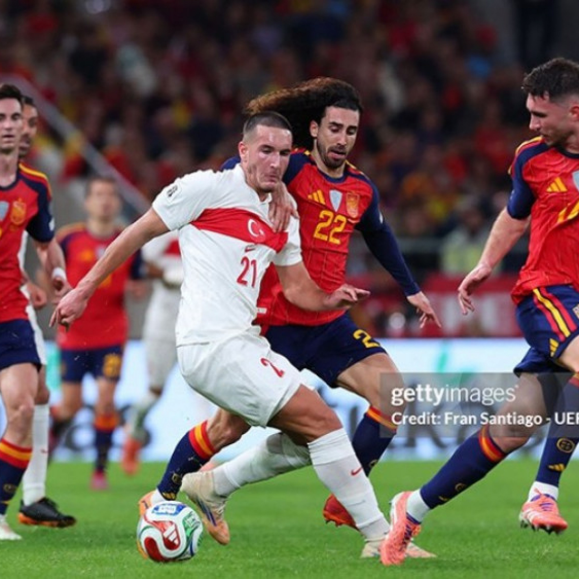  - Video bóng đá Tây Ban Nha - Thổ Nhĩ Kỳ: Rượt đuổi hấp dẫn (Vòng loại World Cup)