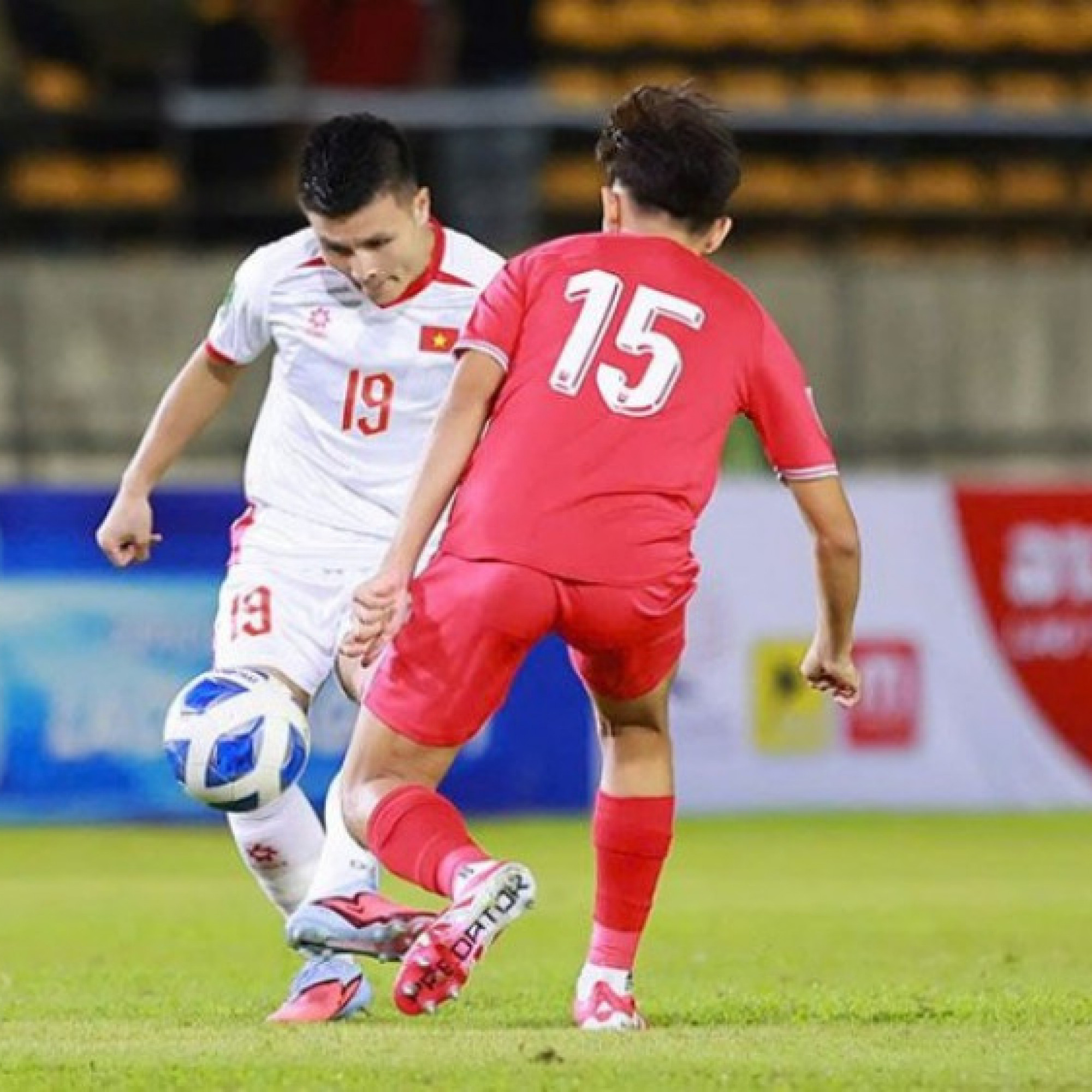  - Trực tiếp bóng đá Lào - Việt Nam: HLV Kim thay toàn bộ hàng công, Xuân Son tái xuất (Vòng loại Asian Cup)