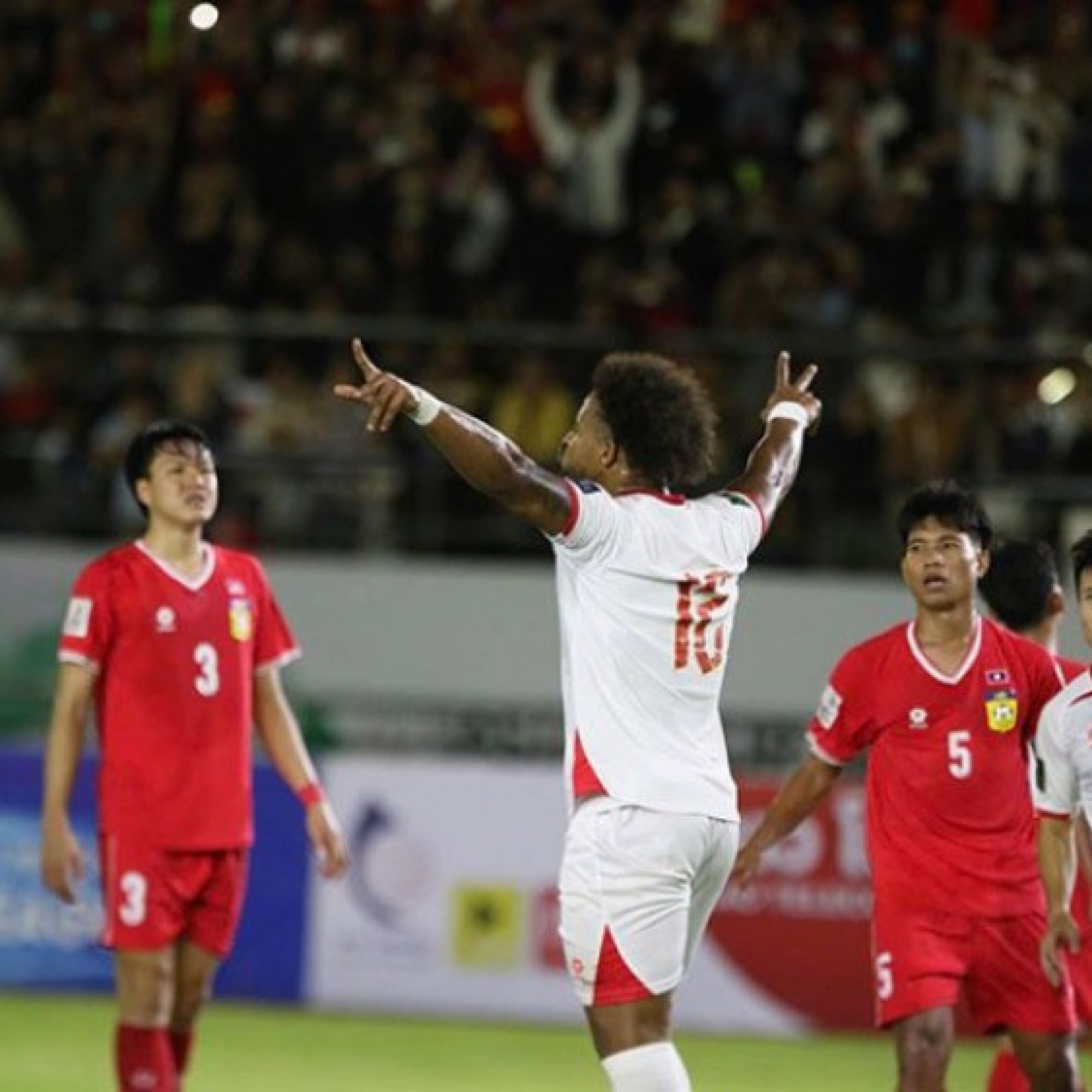  - Trực tiếp bóng đá Lào - Việt Nam: Tuấn Hải mang lại penalty, Xuân Son mở tỷ số (Vòng loại Asian Cup)