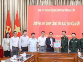  - Xuân biên phòng - Ấm lòng dân bản