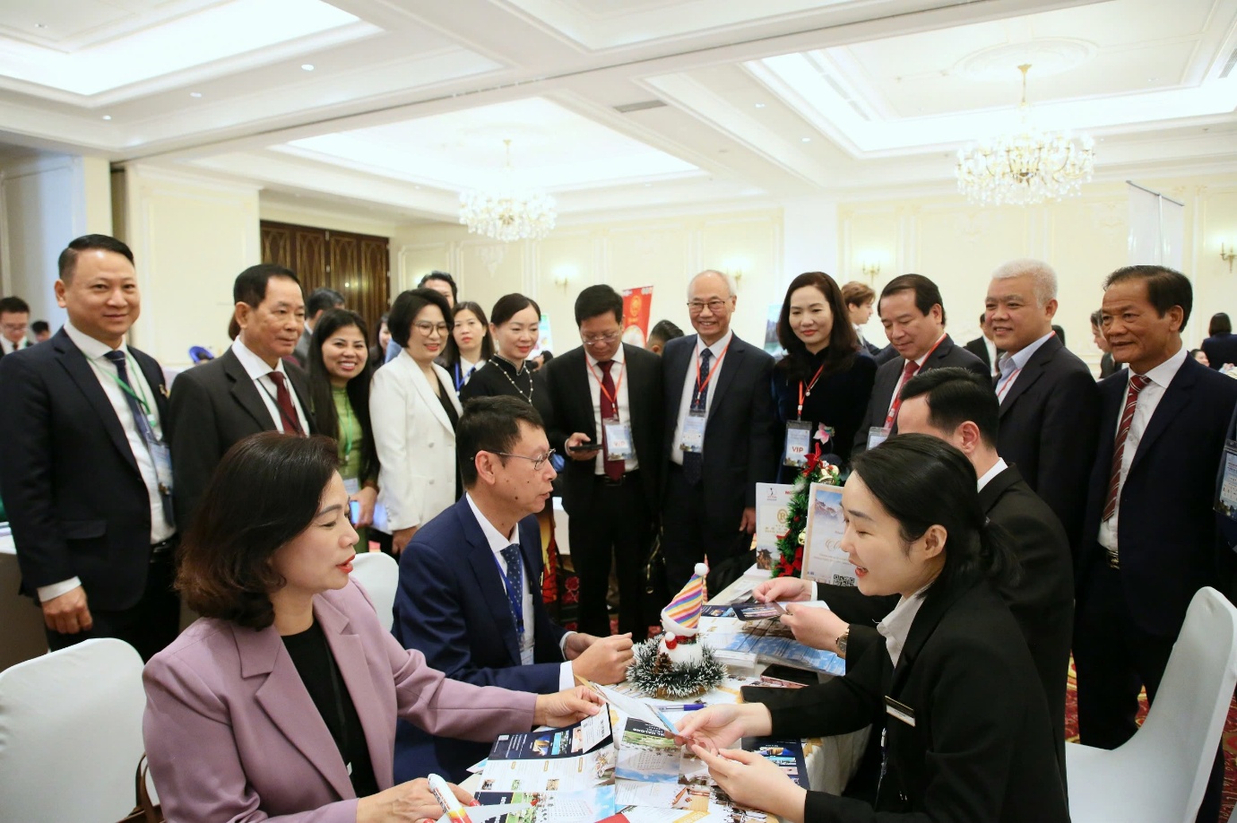 ngay lu hanh viet nam 2025 - mot trong nhung su kien thuong nien lon nhat - 3