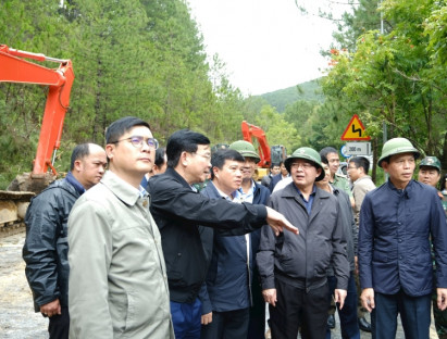 Chuyển động - Phó Thủ tướng Hồ Quốc Dũng chỉ đạo 'nóng': Ưu tiên thông tuyến trên đèo Prenn và Mimosa