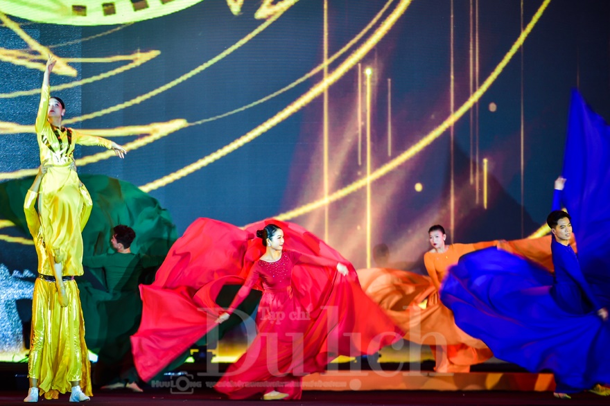 TP.HCM bừng sáng đêm chính thức trở thành Thành phố sáng tạo điện ảnh UNESCO - 6