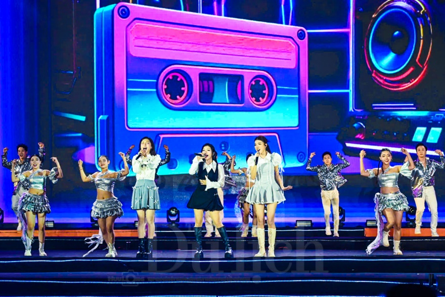 TP.HCM bừng sáng đêm chính thức trở thành Thành phố sáng tạo điện ảnh UNESCO - 8