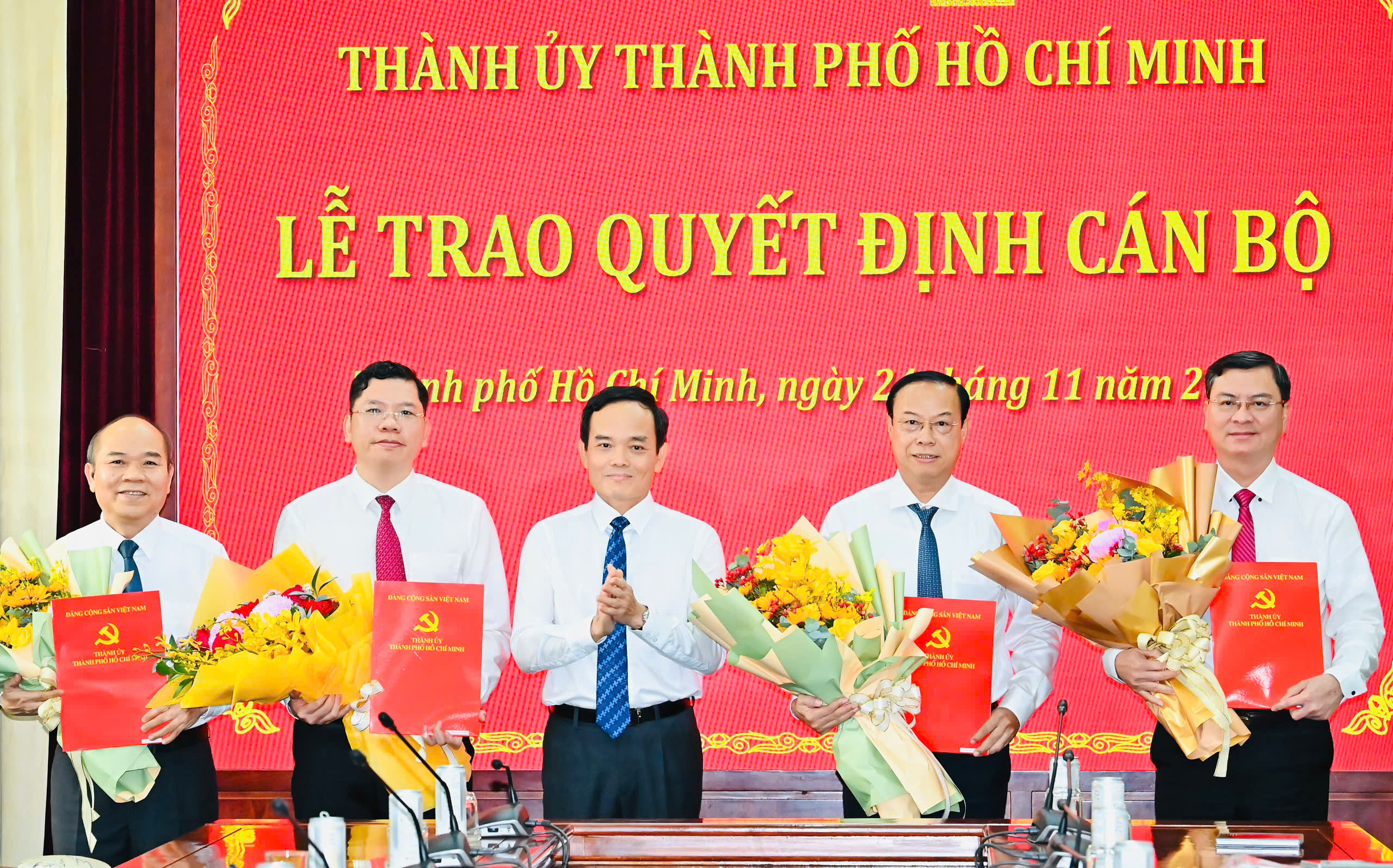Bí thư Thành ủy TPHCM: Đội ngũ cán bộ lãnh đạo phải mạnh, tinh nhuệ, dũng cảm - 2