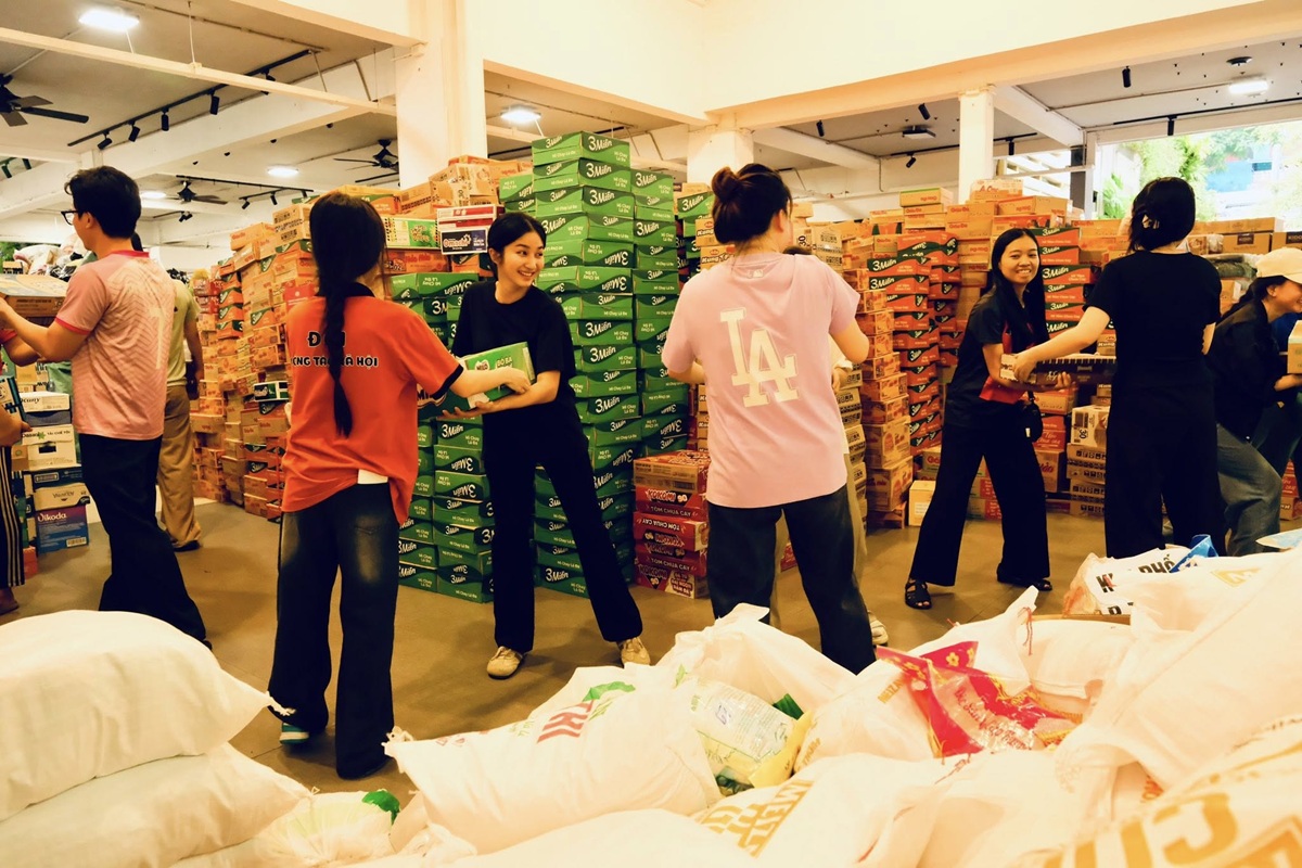 tp.hcm dong long huong ve mien trung: tu nhung con hem den ‘lan song’ sinh vien - 5