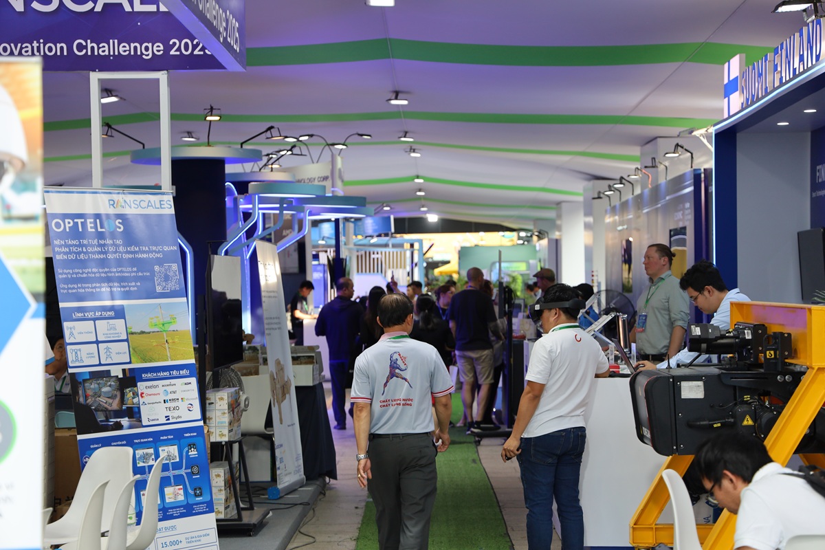 TPHCM khai mạc GRECO 2025: Bứt phá tăng trưởng xanh với nền tảng AI và công nghệ 4.0 - 4