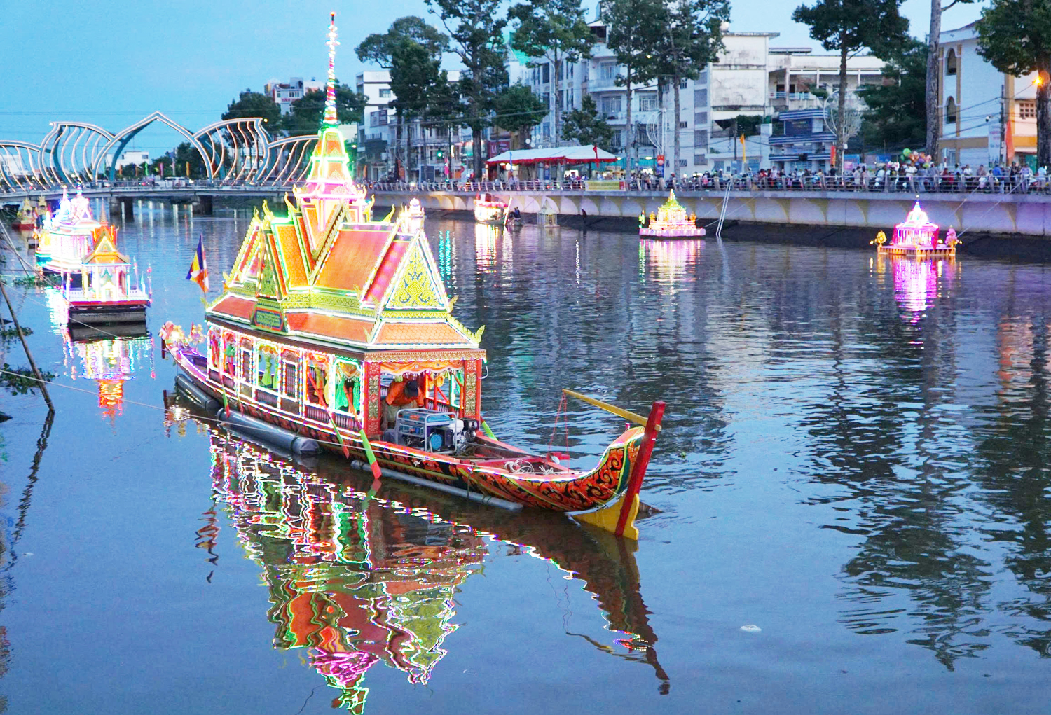 Bảo tồn, phát huy giá trị văn hóa truyền thống tốt đẹp của các dân tộc thiểu số gắn với phát triển du lịch - 4