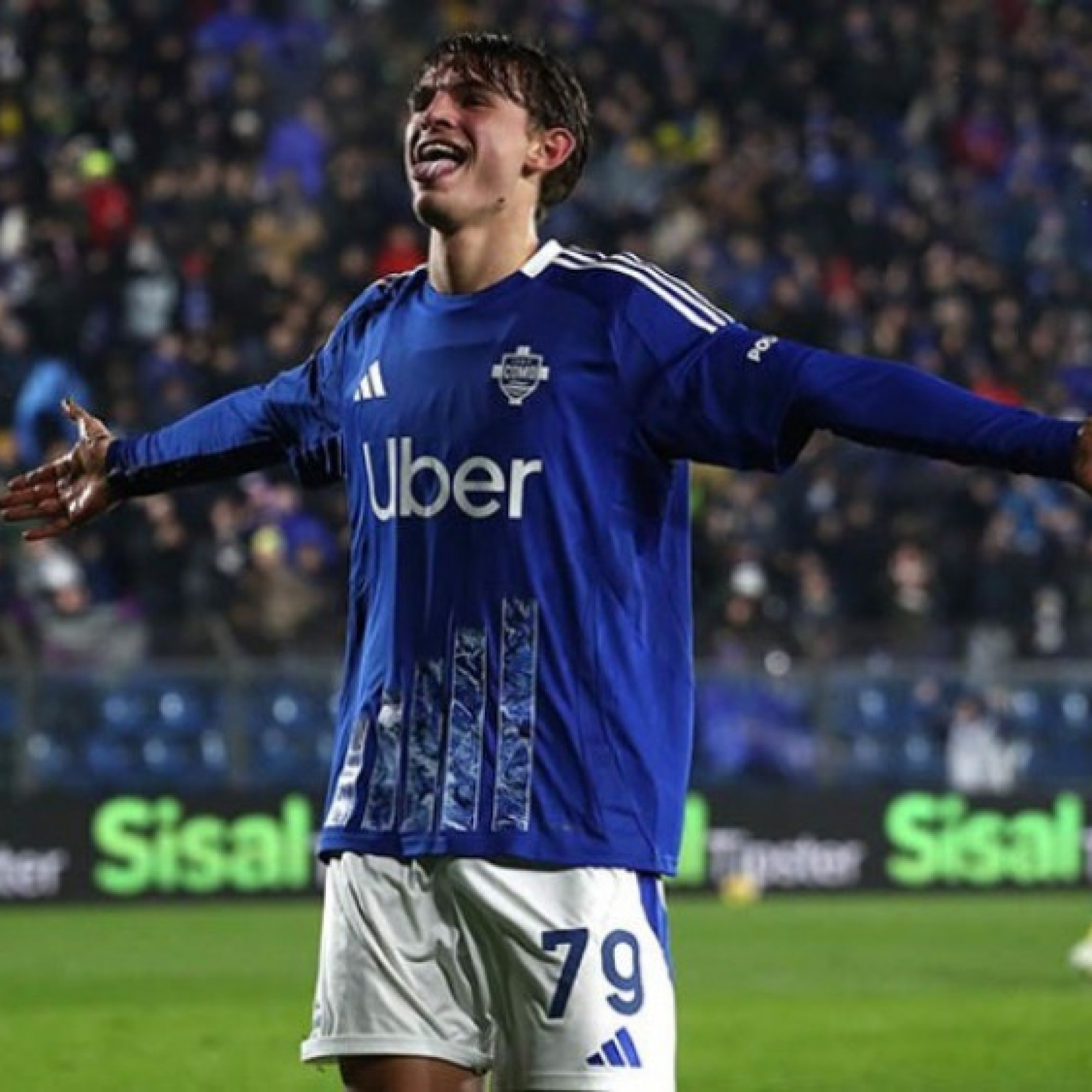  - Tin mới nhất bóng đá sáng 26/11: Real Madrid muốn mua lại Nico Paz ngay tháng 1