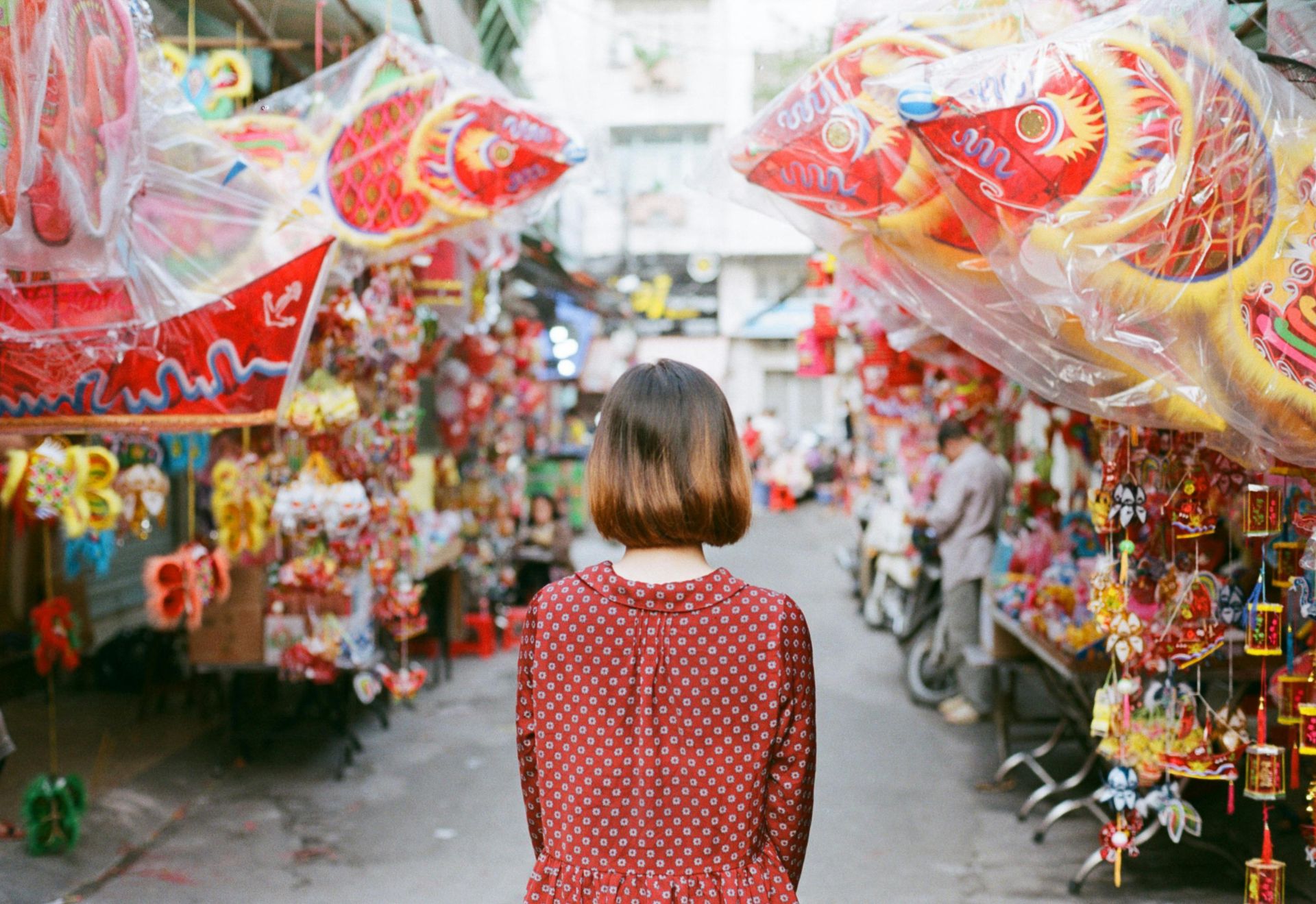 Doanh thu du lịch TP.HCM vượt 233 nghìn tỷ đồng - 2