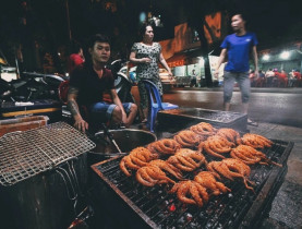  - Phố ốc Vĩnh Khánh của TP.HCM vào top '31 con đường hấp dẫn nhất thế giới'