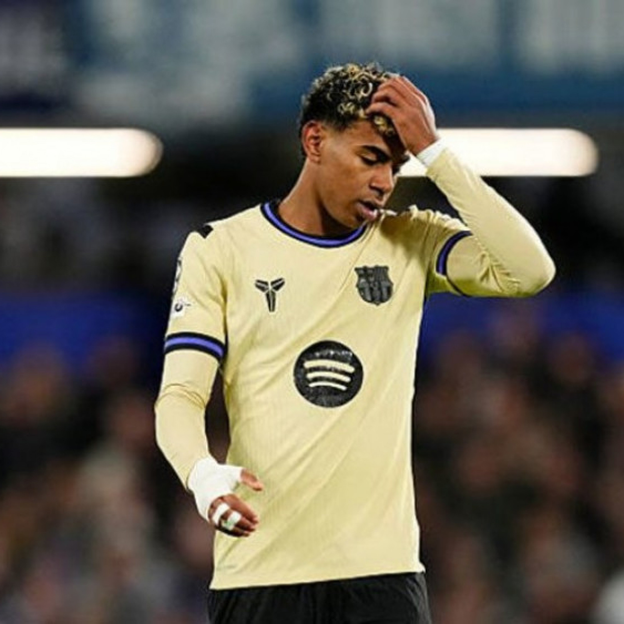  - 2 đội Madrid sáng cửa đi tiếp, báo thân Real "khịa" Barca vì gần nhóm bị loại cúp C1