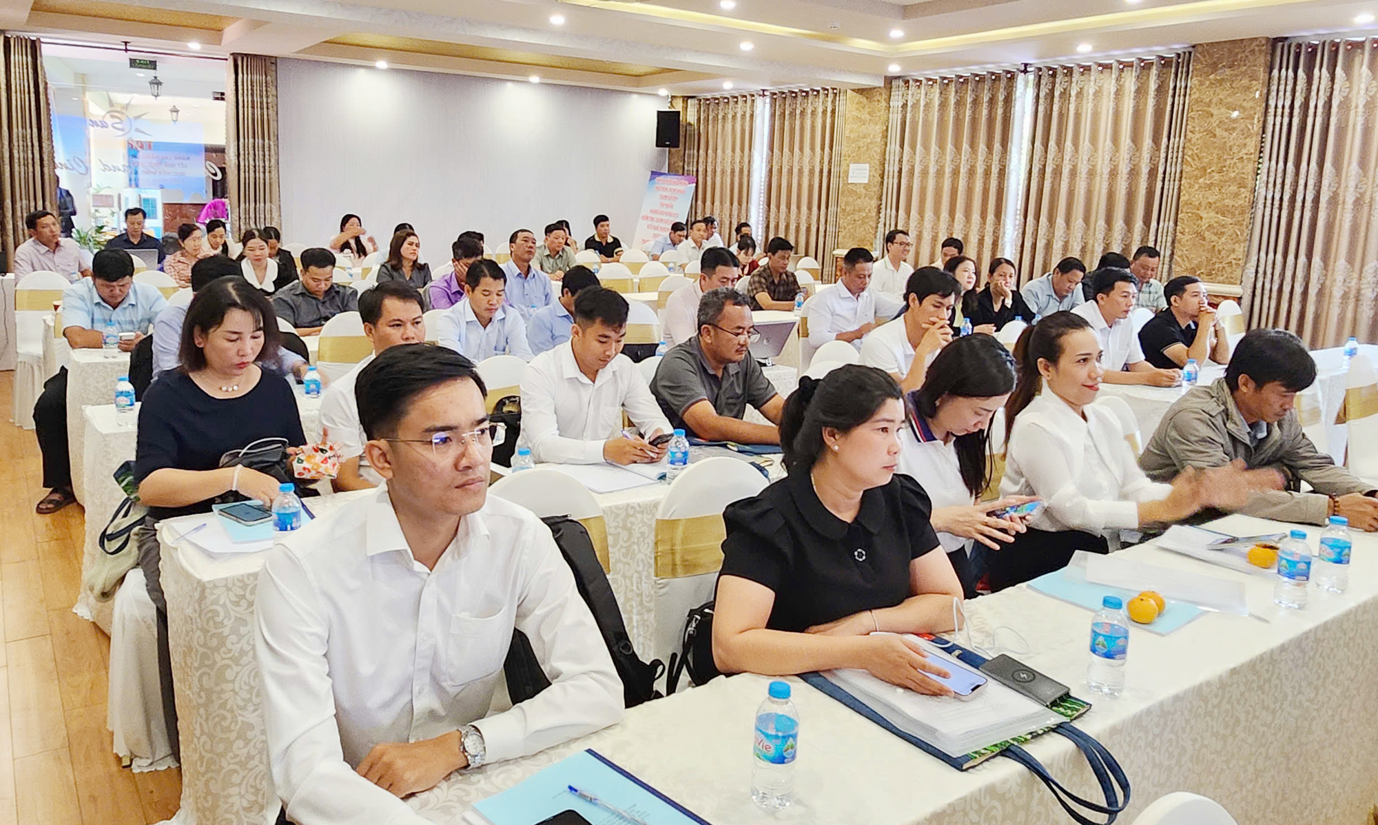 Bế giảng lớp tập huấn kiểm tra, giám sát công tác bảo tồn, phát huy văn hóa các dân tộc - 1