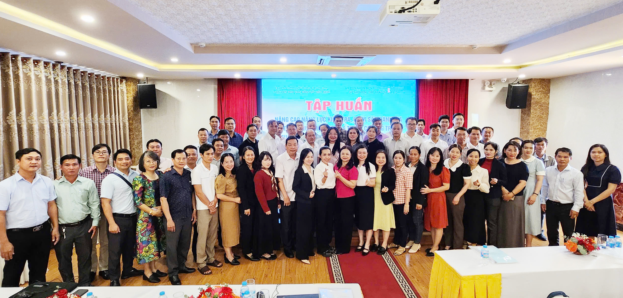 Bế giảng lớp tập huấn kiểm tra, giám sát công tác bảo tồn, phát huy văn hóa các dân tộc - 3