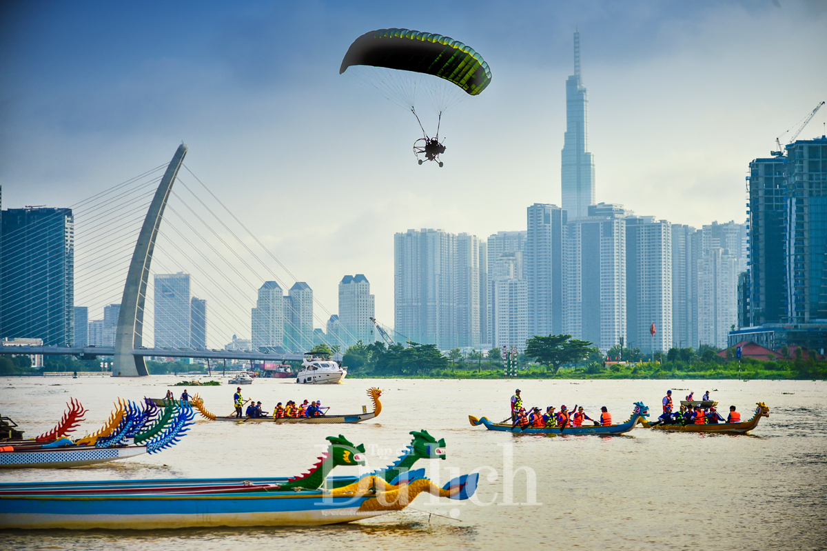 Lễ hội Sông nước TP.HCM lần 3 hoãn sang năm 2026 - 1