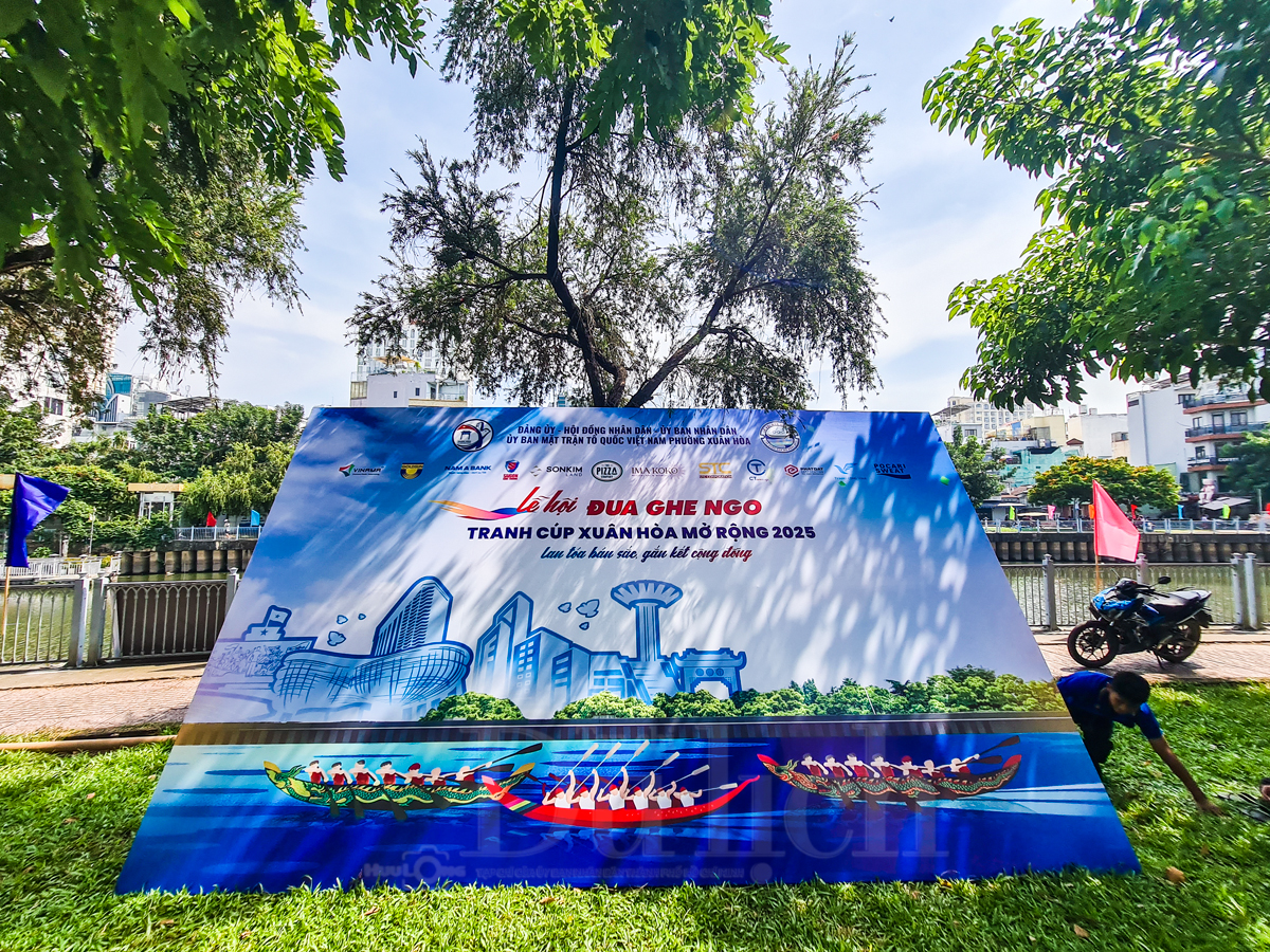 Tất bật công tác chuẩn bị cho Giải đua ghe Ngo trên kênh Nhiêu Lộc - 8