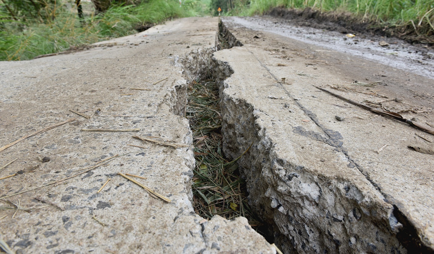 khu dan cu nut toac, ca lang so tan khong dam tro ve nha - 3