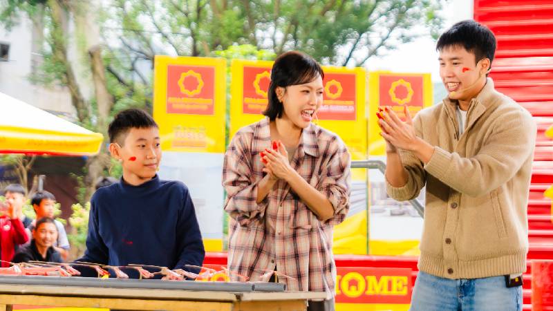 Diệu Nhi cùng Long Vũ góp sức mang về 100 triệu đồng cho các em nhỏ mồ côi - 4