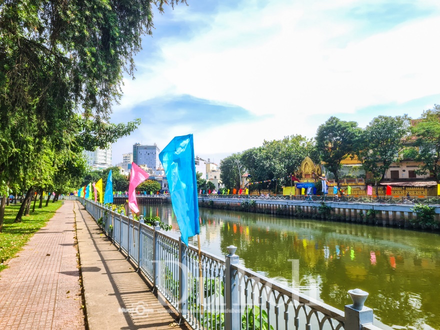 Tất bật công tác chuẩn bị cho Giải đua ghe Ngo trên kênh Nhiêu Lộc - 10