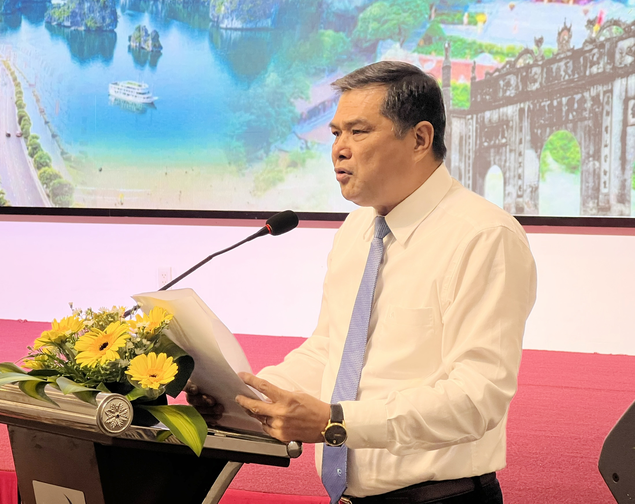 Xứ sở “gạo trắng nước trong” bắt tay xứ sở “địa linh nhân kiệt” làm du lịch ấn tượng - 1