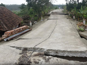  - Khẩn trương khắc phục hậu quả thiên tai, bảo vệ di sản văn hóa