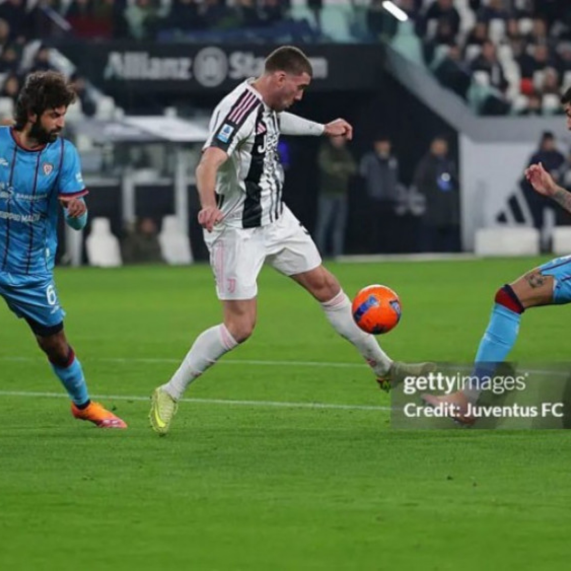  - Kết quả bóng đá Juventus - Cagliari: Ngược dòng đẳng cấp (Serie A)