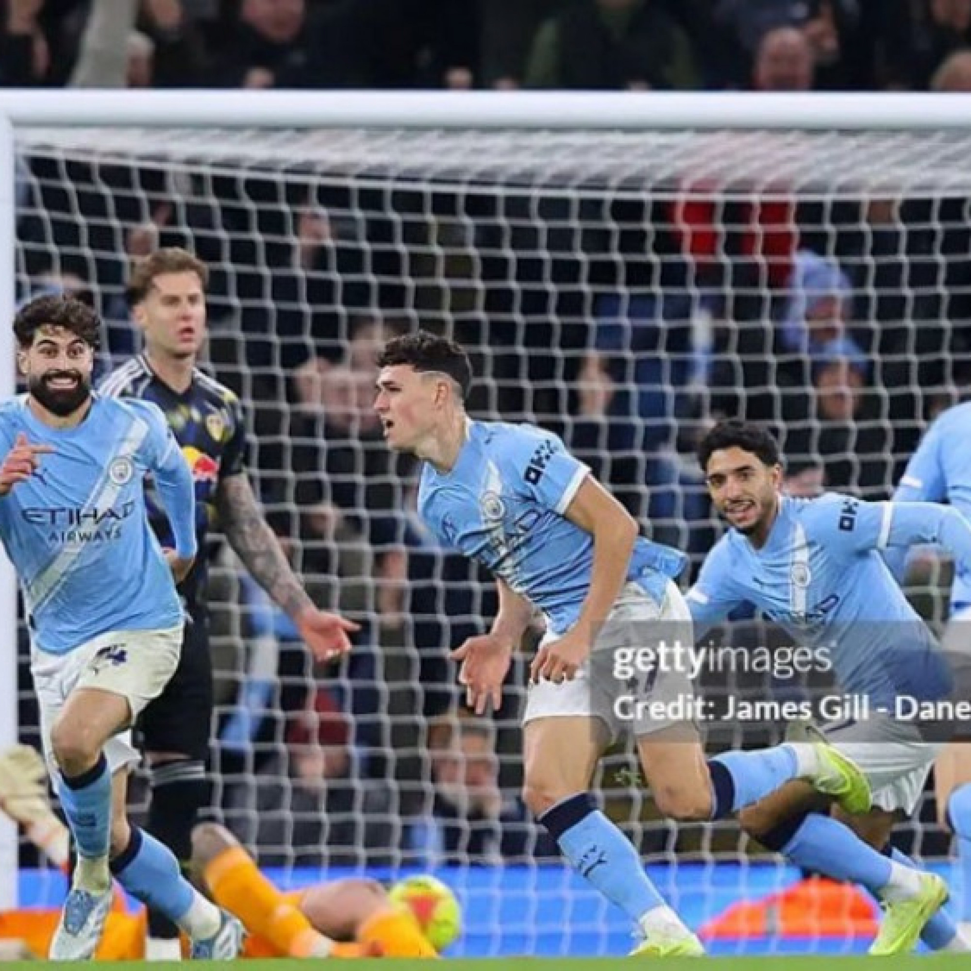  - Nóng bảng xếp hạng Ngoại hạng Anh: Man City vượt Chelsea, "ngáo ộp" Sunderland chen top 4