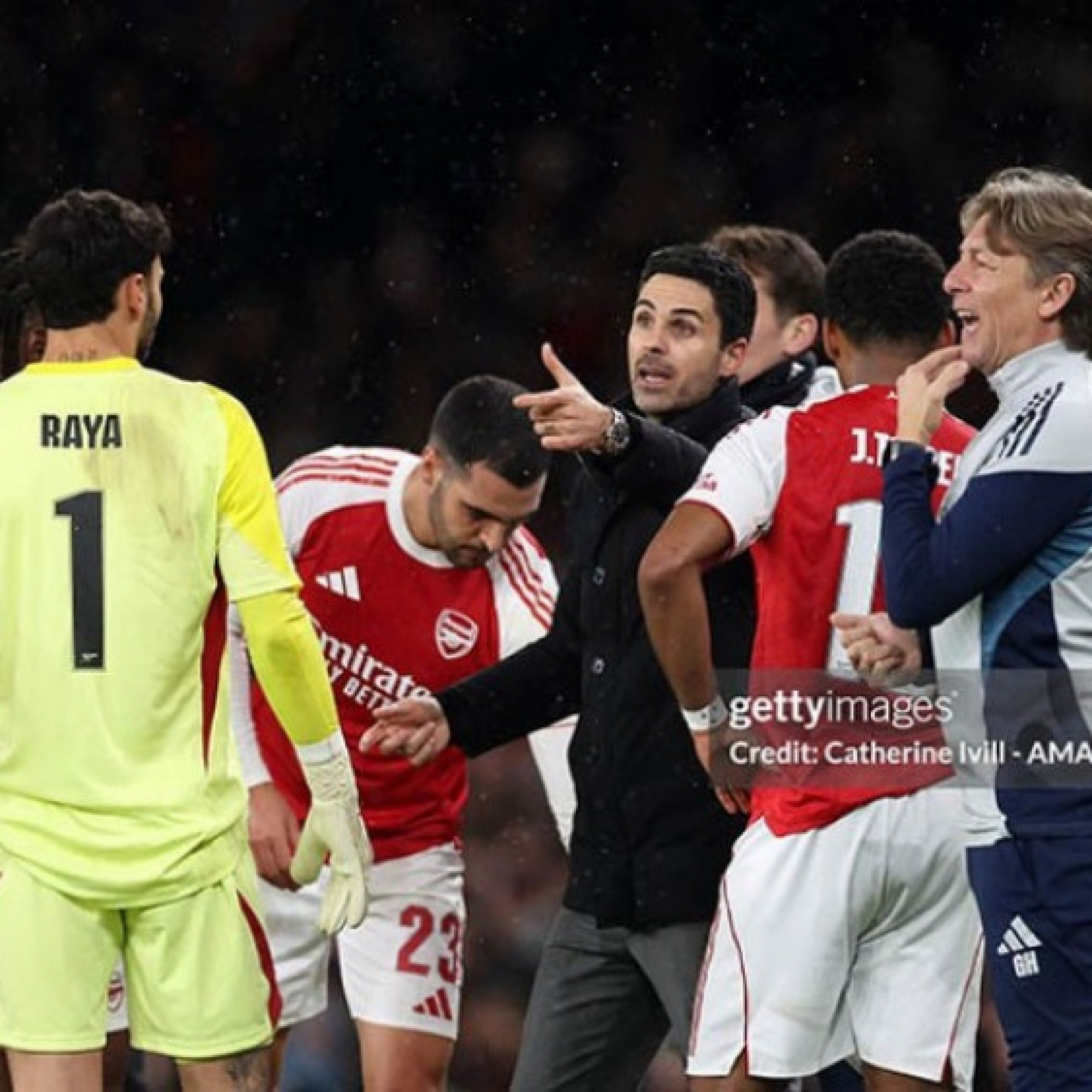  - Arsenal & giấc mơ "ăn 3": Arteta cần làm gì làm nên lịch sử?