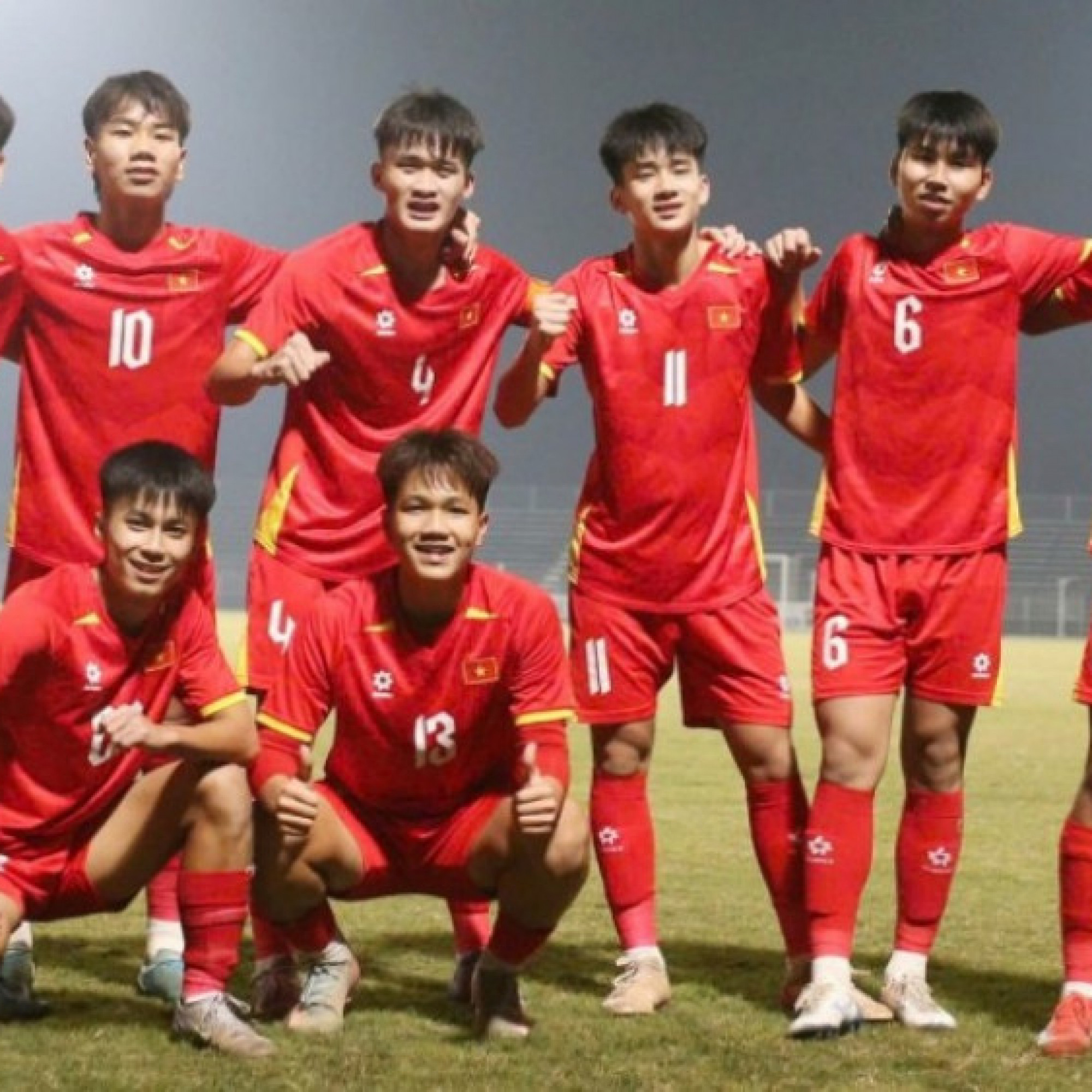  - Video bóng đá U17 Việt Nam - U17 Malaysia: Tưng bừng 4 bàn, "vé vàng" xứng đáng (Vòng loại châu Á)