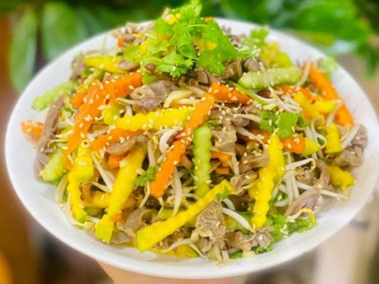 Bộ phận giòn ngon, giá rẻ của con gà trộn nộm rau củ ngon miễn chê