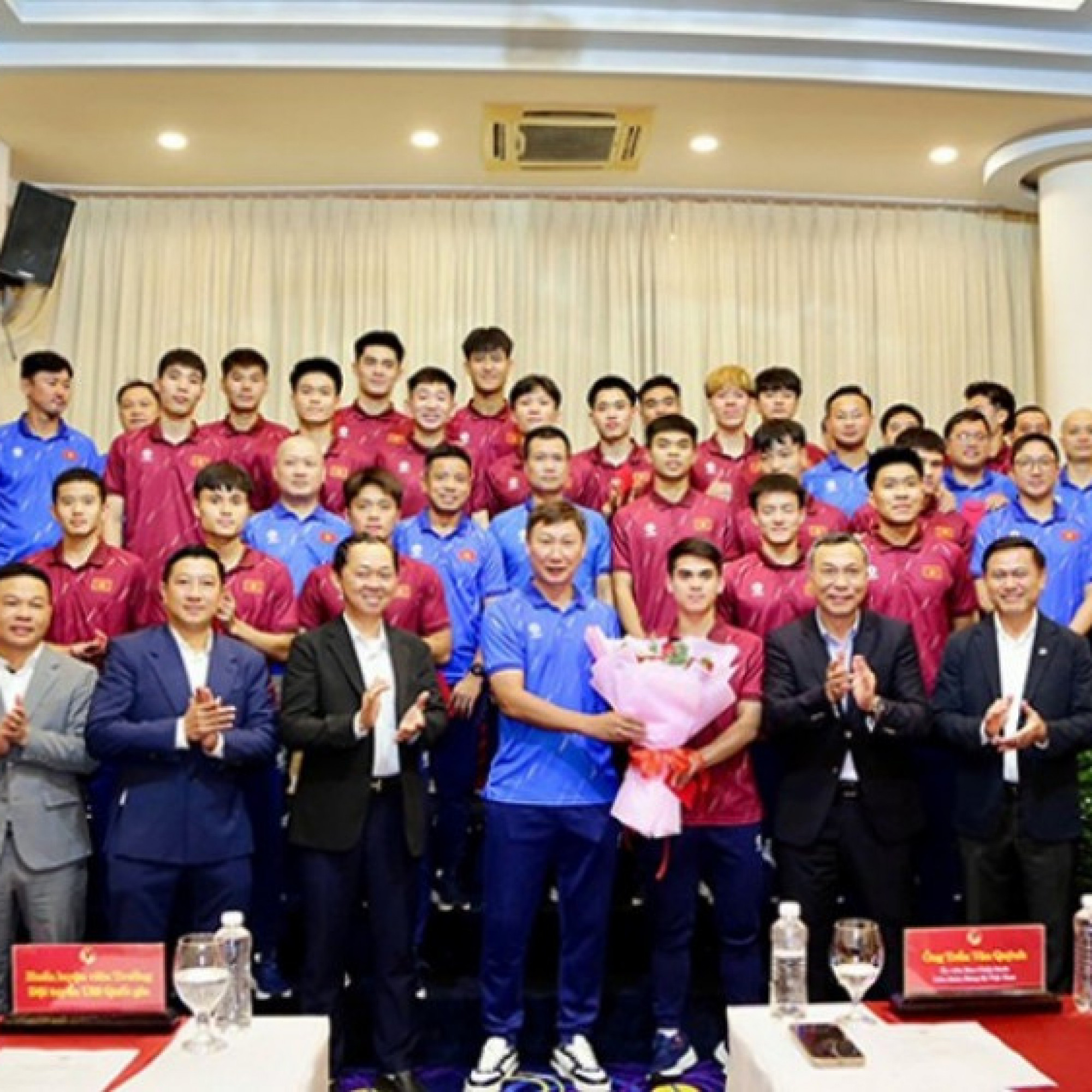  - U22 và ĐT nữ Việt Nam được thưởng nóng nửa tỉ đồng trước SEA Games